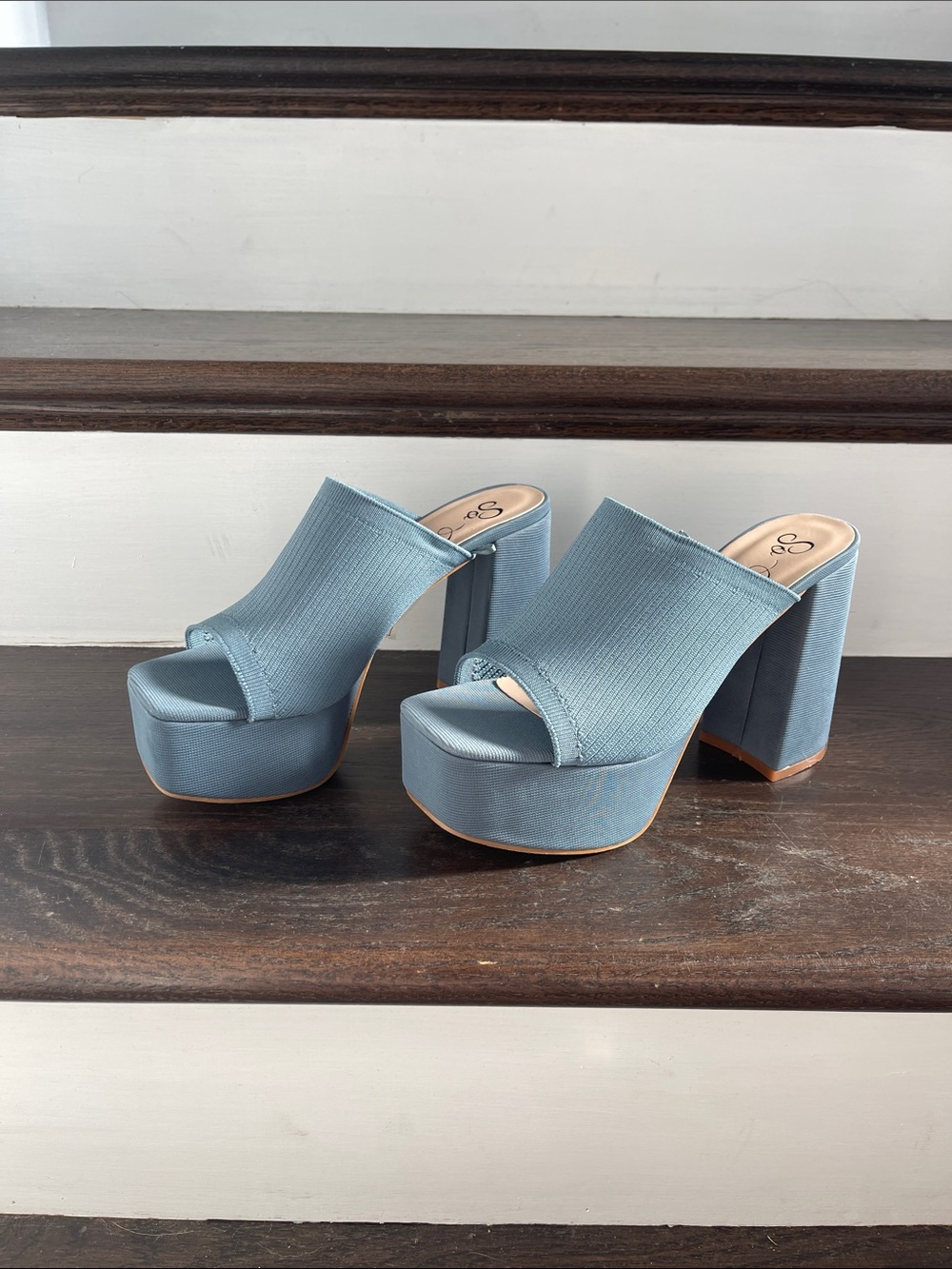 NWOB So Me Dusty Blue Platform Mule Heels